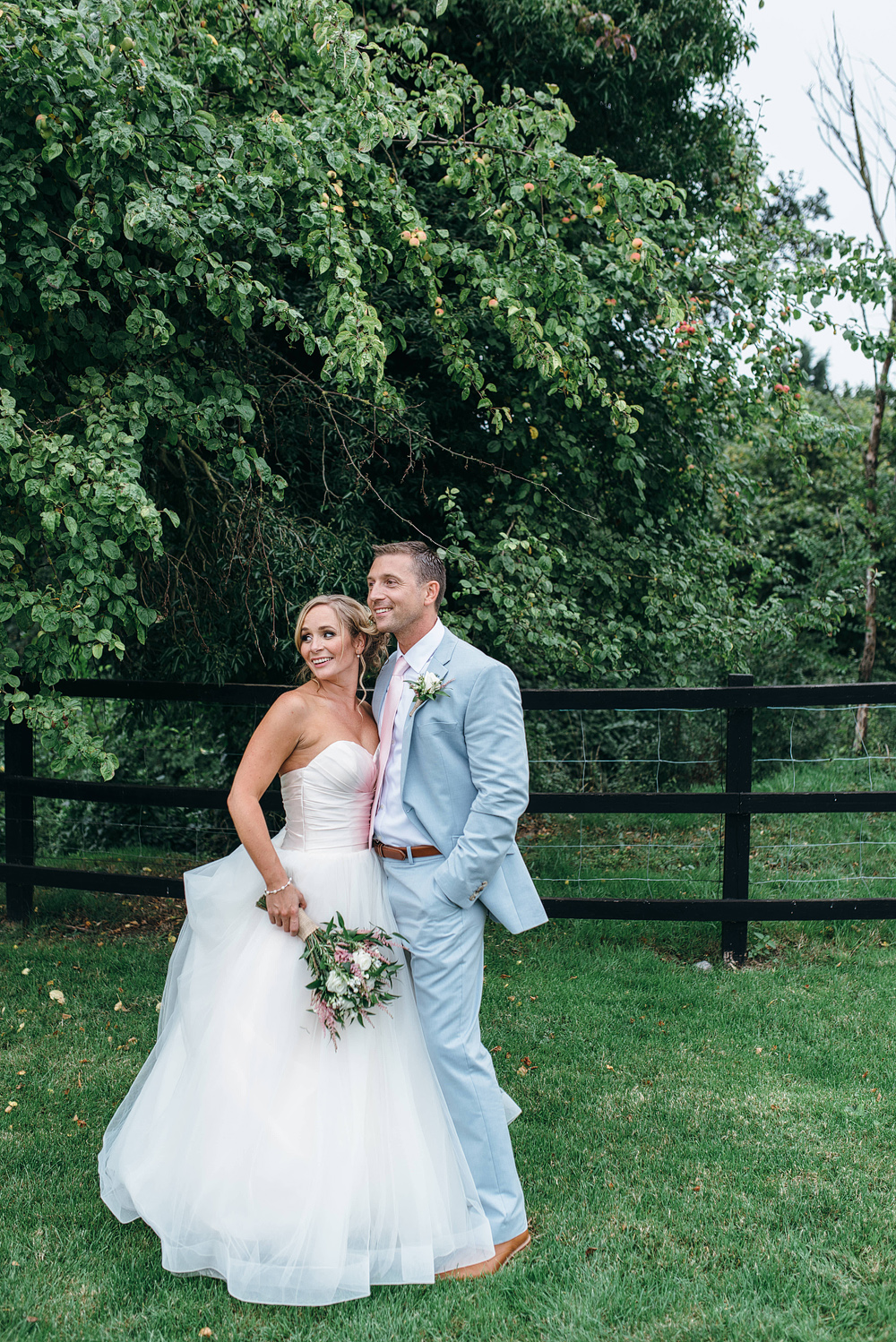 bride and groom romantic moment at reid rooms